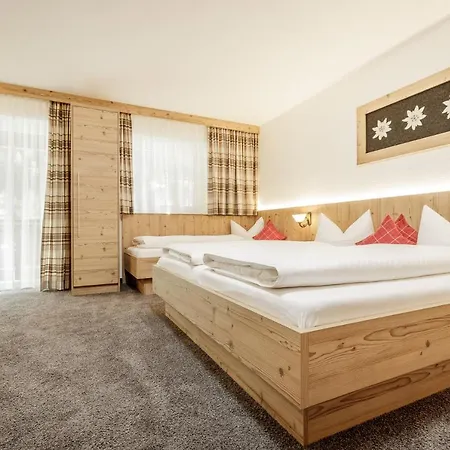 Pension garni Edelweiss 3*